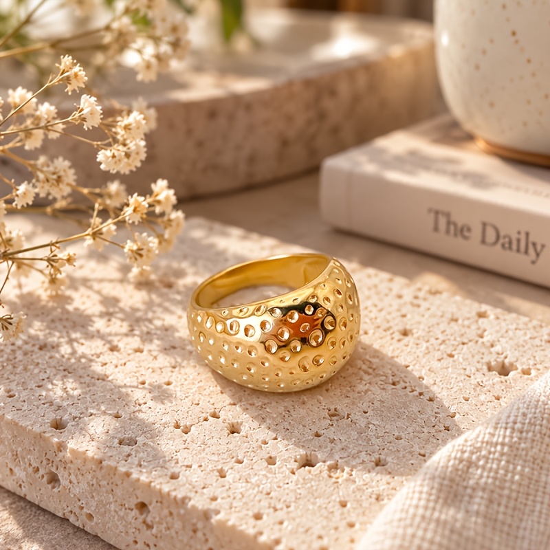 Women's Embossed Polka Dot Spherical Wide Band Ring