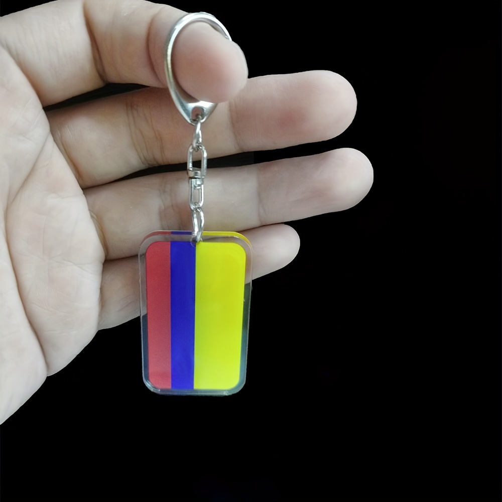 

1pc Colombia Flag Key Chain, Thickened Acrylic Material, Uv Printing, Laser Cutting Smooth, Convenient For Daily Use