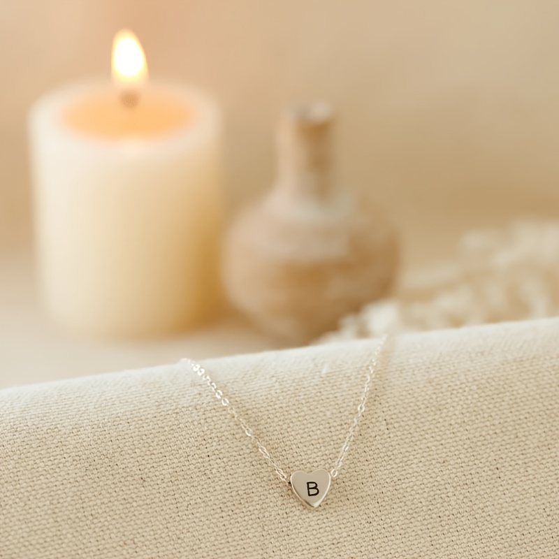 Women's Personalized Engraved Heart Pendant Necklace, Gift for Friends