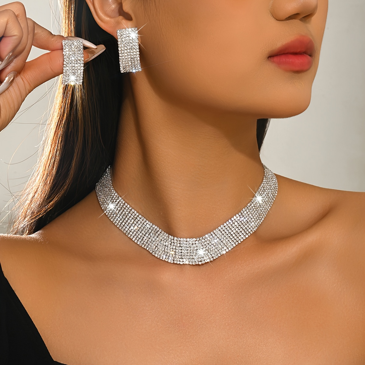 2pcs Set Geometric Rhinestone Choker Necklace & Square Earrings