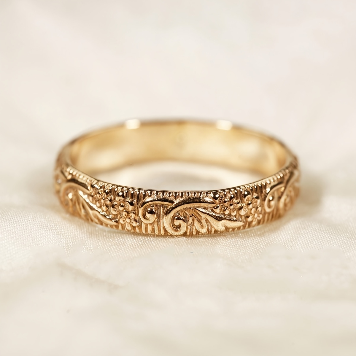 Unisex Exquisitely Carved Copper Ring, Elegant Gift