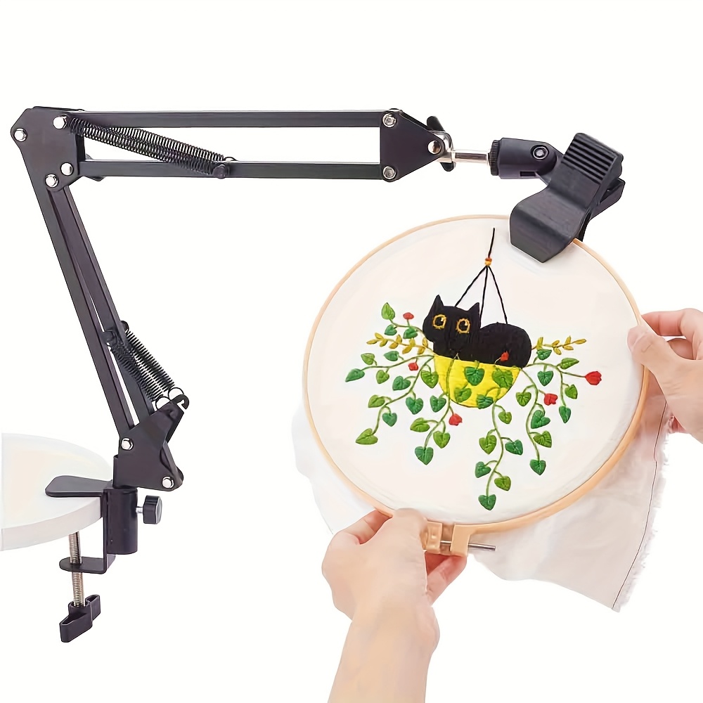 E-shop Ein Set schwarzer Kunststoff-Federklemmen für Stickerei-Tischständer, mit den Abmessungen 79,5 bis 285 mm x 85 bis 112 mm x 10 bis 49 mm, mit