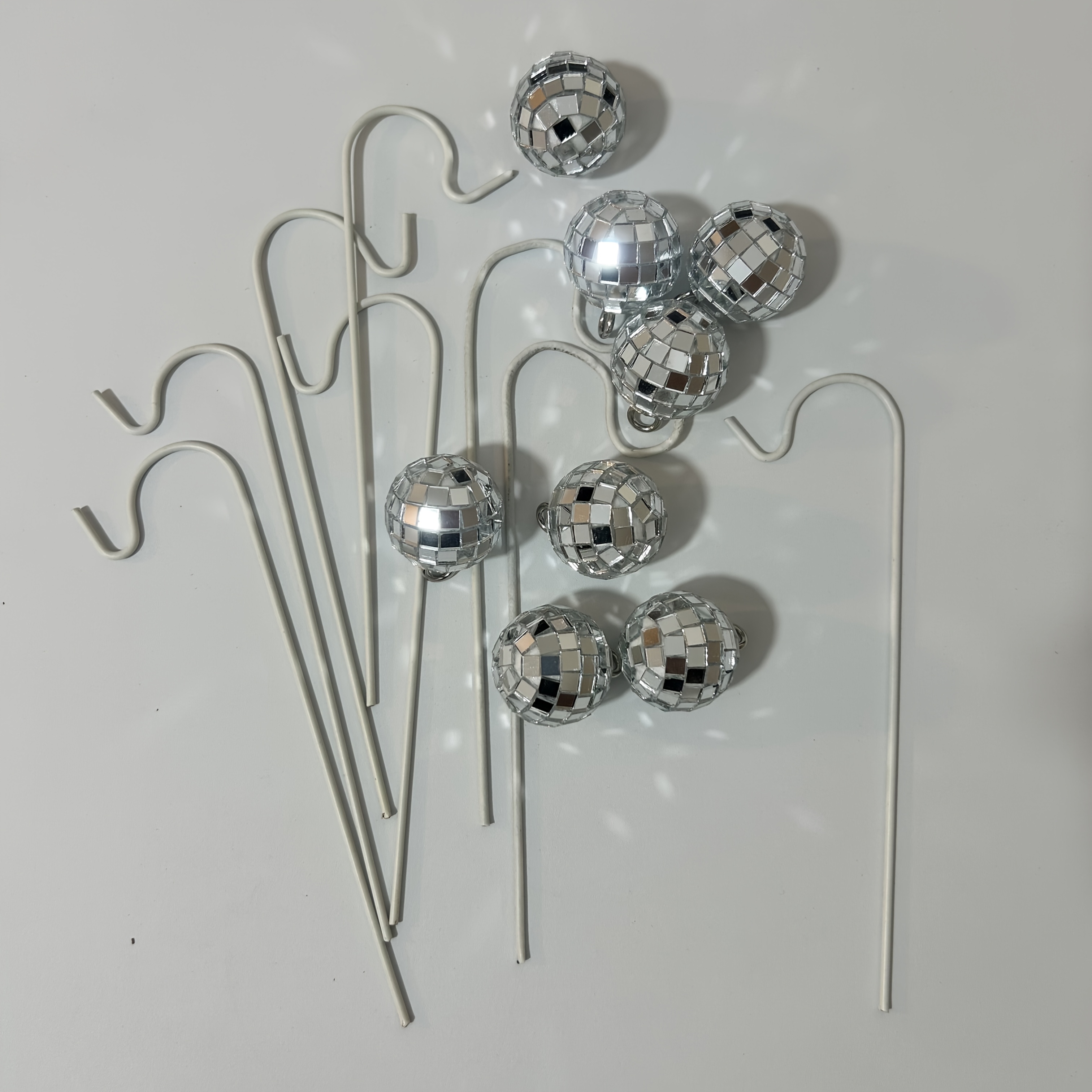E-shop [2.5D] 16-teiliges Set mit 8 Garten-Miniatur-Stecker-Dekorationen, Mini-Gartendekorationen, Feen-Magie-Themendekor,