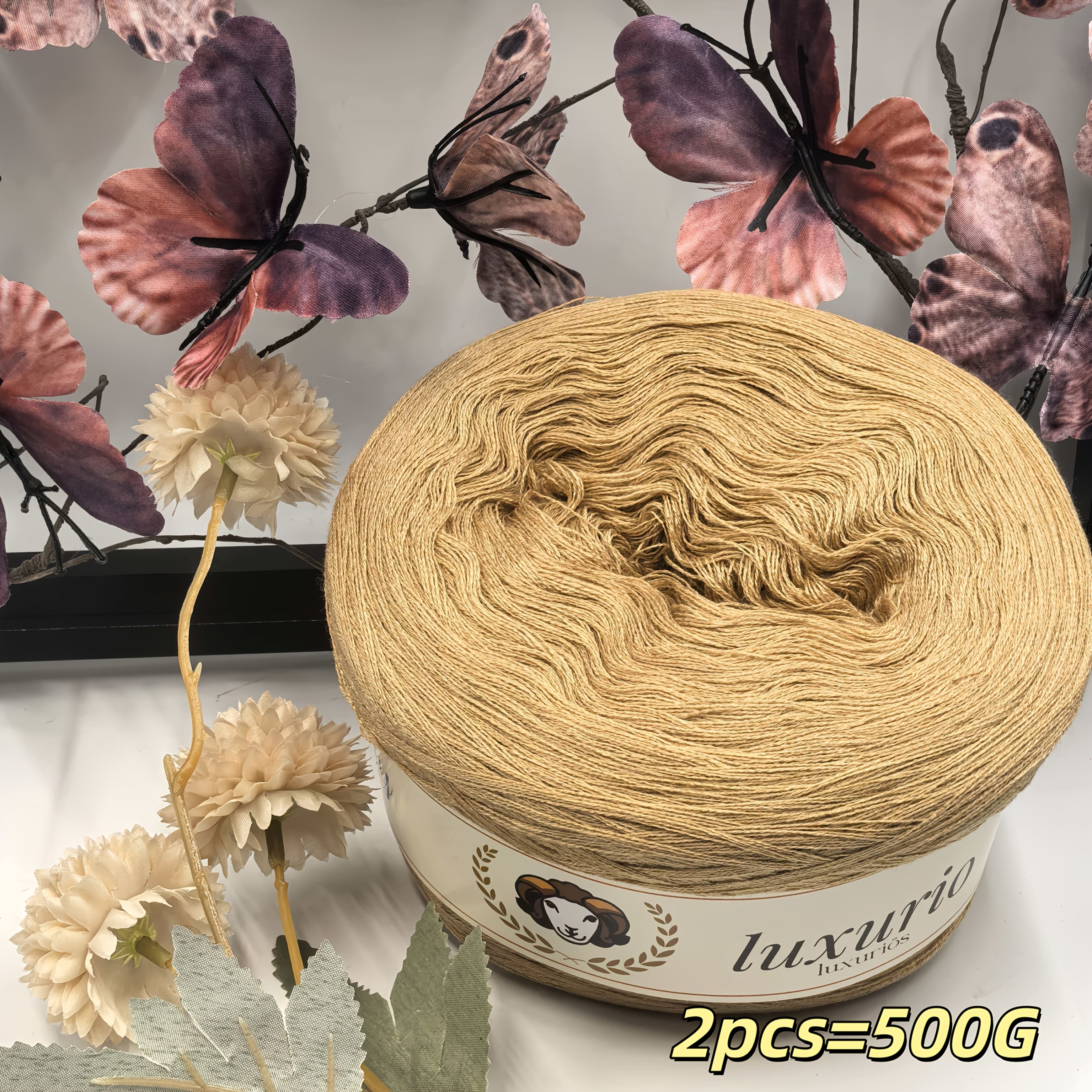 2 vnt. 500G daugiasluoksnės pinta siūlų rinkinys, minkštas ir švelnus, ryškiaspalvis, vienoda storis, gerai išlaiko šilumą, tinka smėlio spalvos darbams, idealus pasirinkimas megzti/vinoti megztinius, šalikus, padėkliukus, kilimus, šalikus, kepurės, batus