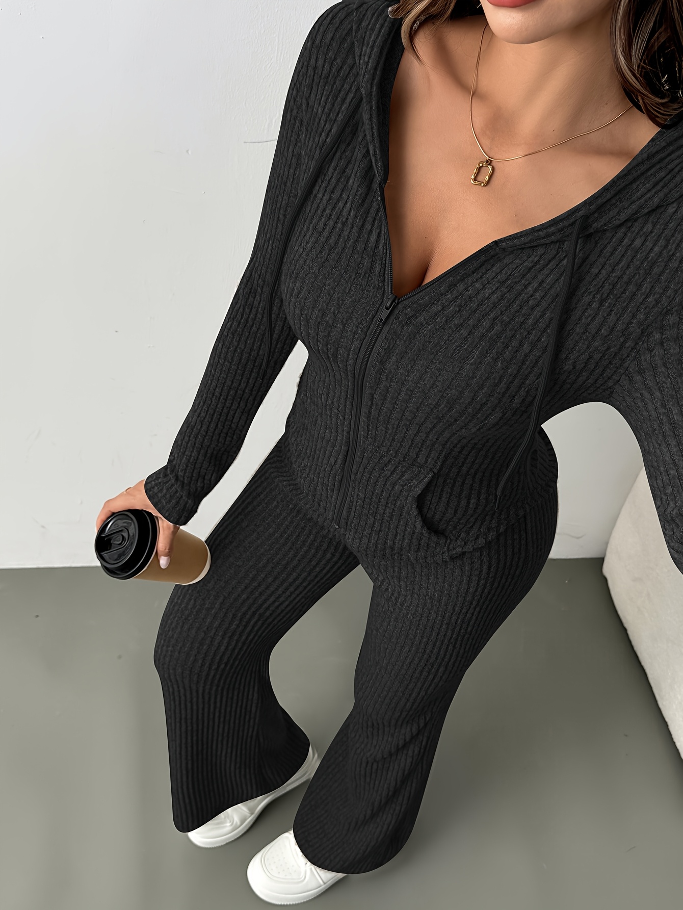 Detail of the cuff on the trousers