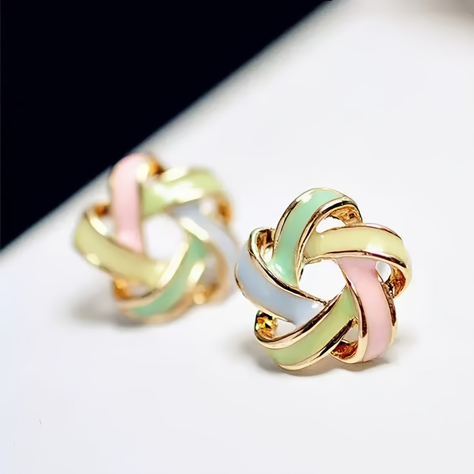 E-shop 1 Paar, Böhmische Mode – Kupfer, Elegante geometrische Steckerohrringe – Unisex modische Steckerohrringe, geeignet für Feiertagspartys,