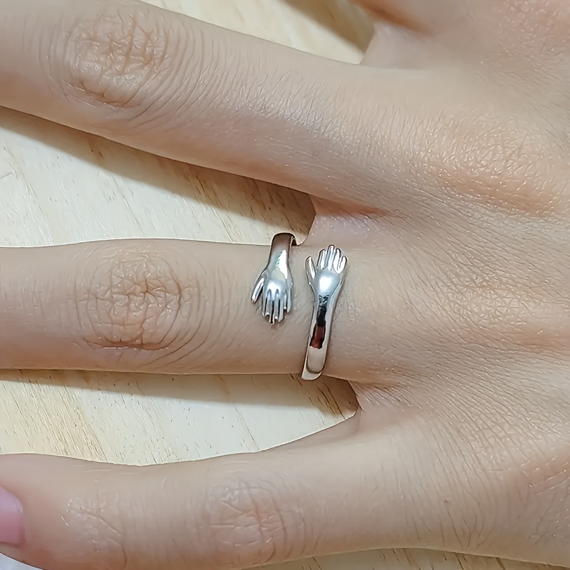 A Stylish And Hug Ring - Adjustable , Versatile For Daily Wear And Special Occasions, For Teenager