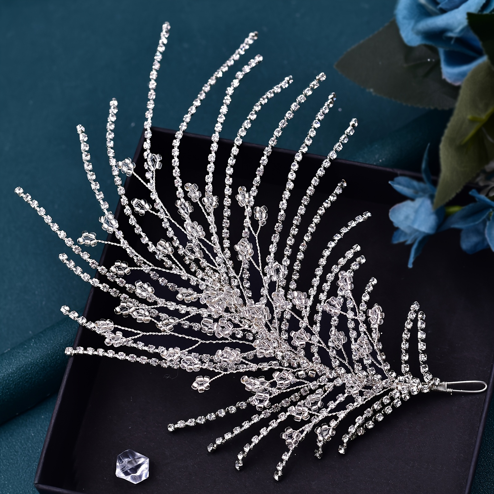 Fashionable Bridal Hair Piece Rhinestone Leaves Women's Headdress Handmade Wedding Hair Additions Suitable For Wedding Parties