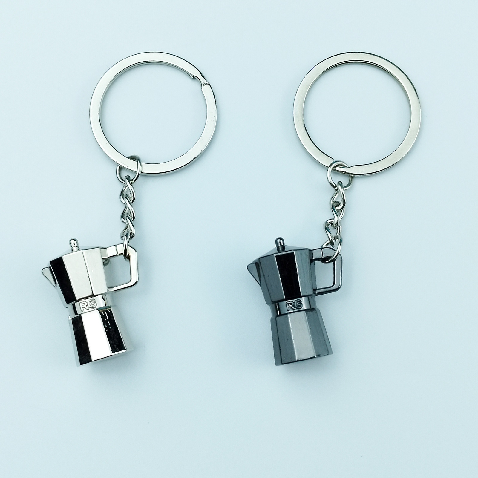E-shop 2er-Set Kreative 3D Moka Kaffeekanne Form Schlüsselanhänger | Kaffeekanne Kaffeemachende Werkzeuge Tasche Geldbörse Charms, Geschenk