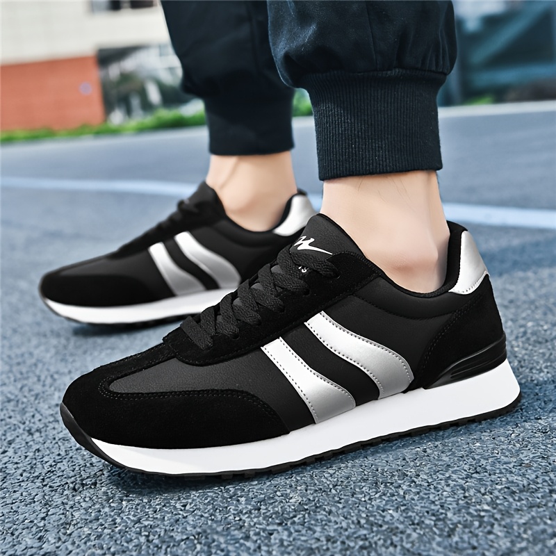 Herren Sneaker weiß navy – leichte, atmungsaktive Schuhe mit rutschfester Softsohle