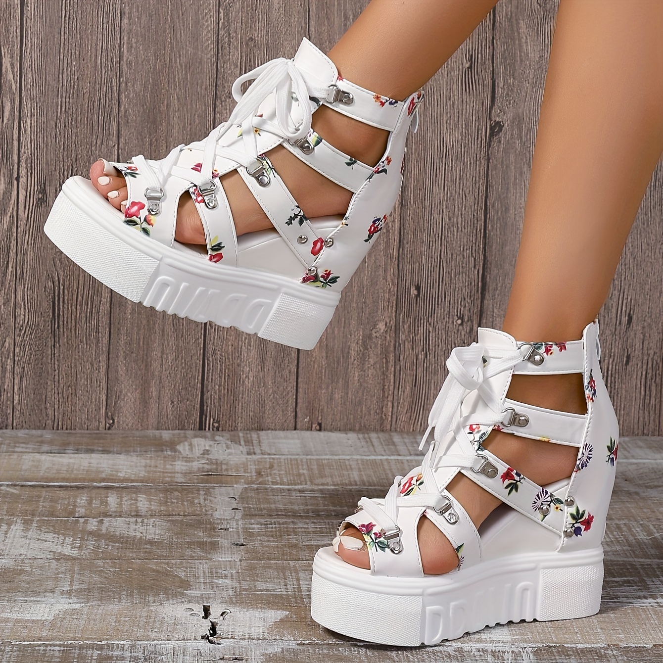 Image of Fashionable Heeled Sandals For Women With Printed Design