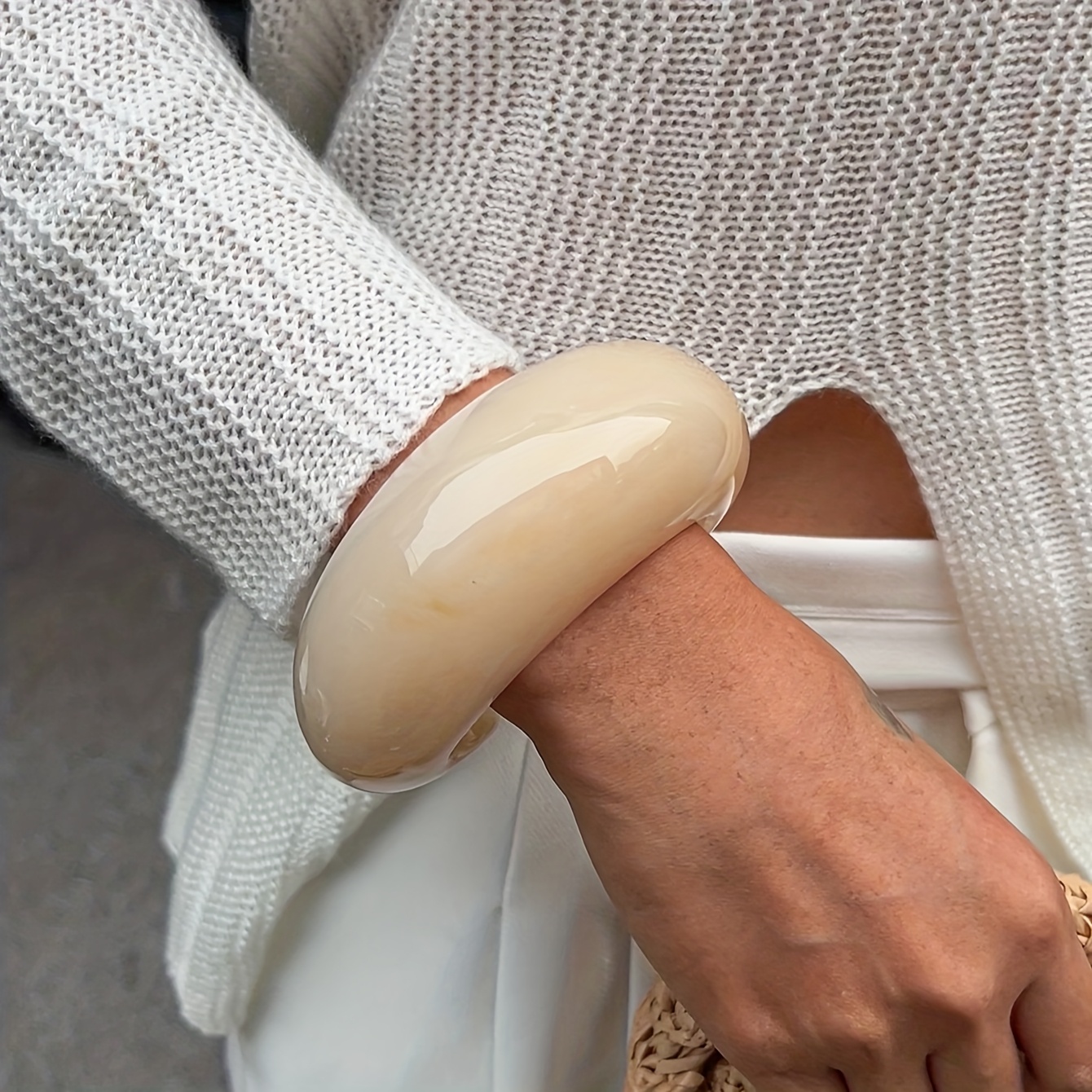 KMVEXO Bold Vintage-Inspired Geometric Resin Crescent Moon Bracelet - Glossy Beige, White &amp; Golden Wide Bands for Women, Unique Retro Hand Jewelry for Everyday or Party Wear