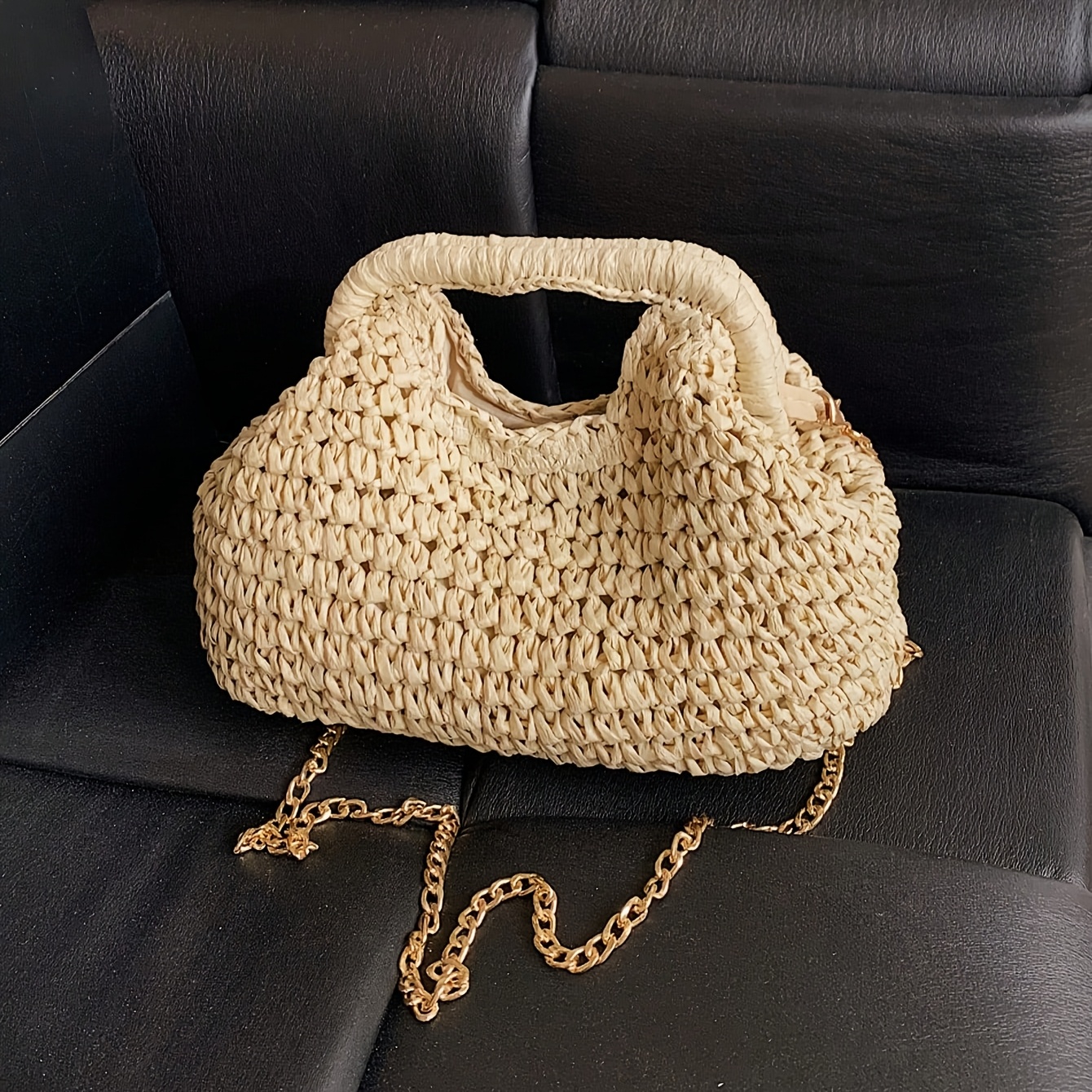 Image of Casual Vacation Woven Handbag Body Bag, Individual Hole Handbag And Woven Design, Shoulder Body Or Hand Carry, Suitable For Daily Commuting, Casual Shopping, Travel And Vacation, Clothing Matching