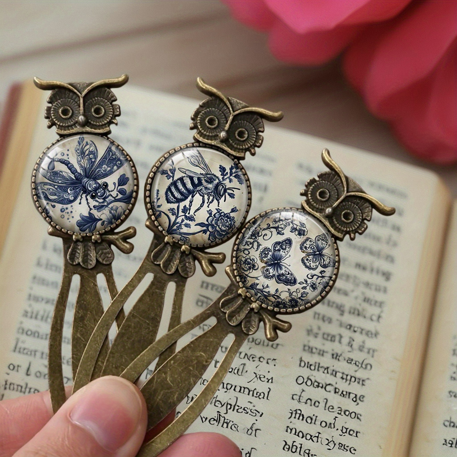 3pcs Vintage , Dragonfly & Bee Bookmarks - Suitable For Teachers, Students, Book Lovers - Elegant Book Page- Tokens, Bookmarks Gift (3 Designs)