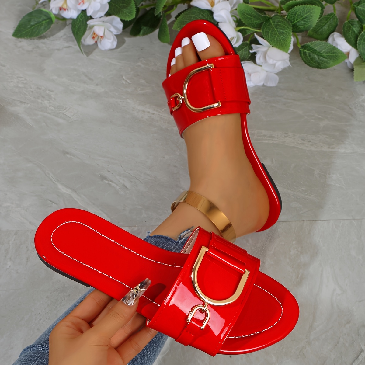 Women'S Sandals. Women'S Flat Slippers, Round Toe with Exquisite , Slip-On Sandals. Comfortable, Beautiful And Fashionable. Women'S Flat Sandals Are Fashionable, Versatile, Suitable for Vacation, Dating, Beach, Summer Wear, Home And Leisure.