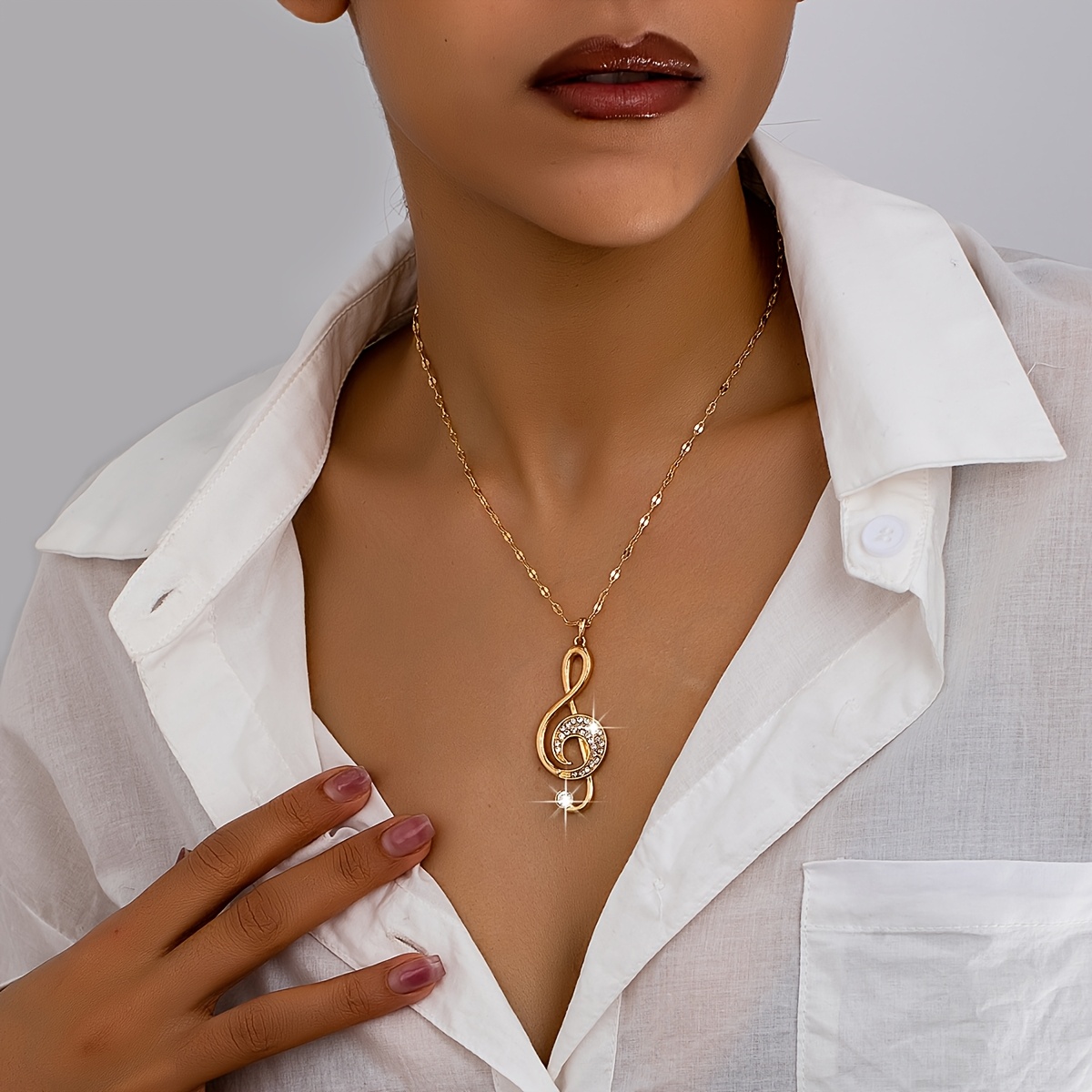 Image of Women' Music Note Pendant Necklace - Elegant Treble Clef Design With Accents, Versatile For Daily Wear & Parties, Jewelry Gift, Party Accessory, Trendy Accessory, Sleek Metallic Chain