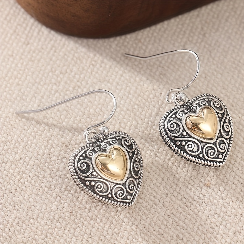 Vintage Heart-shaped Copper Material Carved Texture Earrings For Women, Bohemian Style 2 Tone Heart-shaped Pendant Earrings