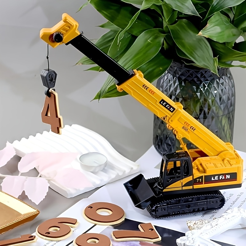 Bymivofun 28 pièces Topper de Gâteau de Petit Gâteau de Véhicule de Construction, Décoration de Gâteau d'Excavatrice de Voiture, pour la Décoration de Fête d'Anniversaire d'Enfants Garçons d'Enfants