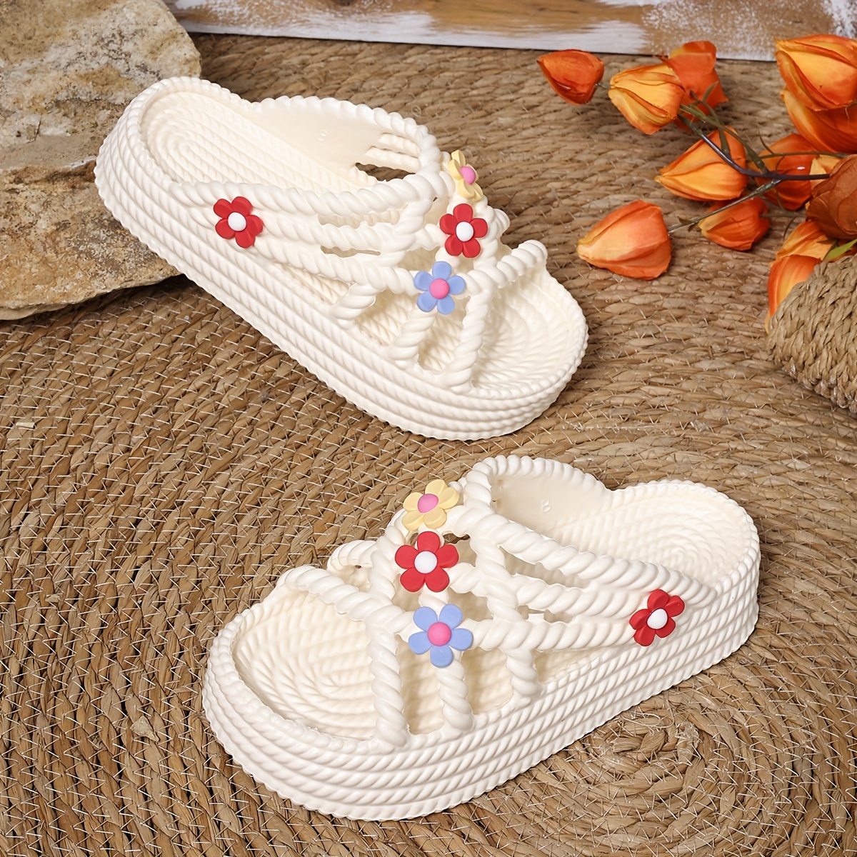 Image of Women's Summer Thick Sole High-elastic Super Soft Cute 3d Floral All-match Lightweight Anti-slip Beach Sandal, Women Shoes