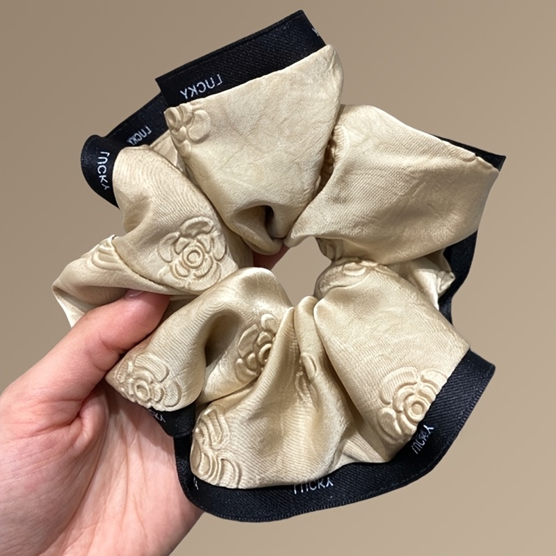 Image of A Mountain Full Of Camellias, Elegant And , Made Of Fabric, Individually Packaged, Suitable For Hair Decoration, A Great Item For Summer , And An Holiday Gift