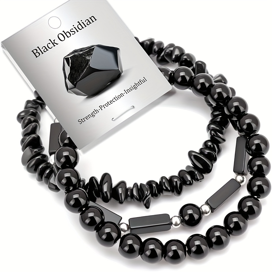 E-shop Ein Set aus drei natürlichen Obsidianarmbändern, bestehend aus einem Chip-Armband, einem Rundperlenarmband und einem Quadratarmband. Dieses