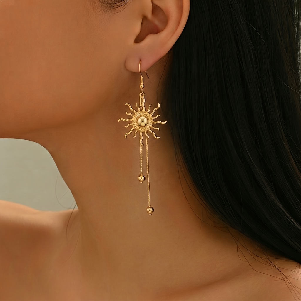 Golden Sun-Shaped Tassel Drop Earrings, Vintage Style