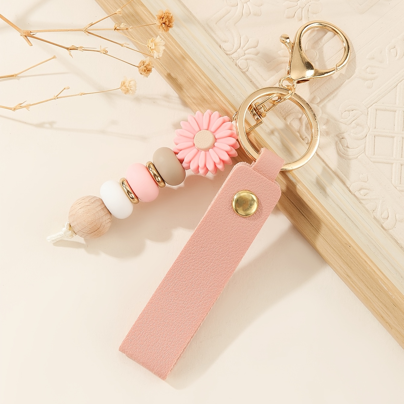 TEMU New Daisy Bead Keychain | Handmade Gift, Bridesmaid Present, Teacher's Day, Birthday, Graduation Gift | Chain, Silicone Pendant Design Suitable