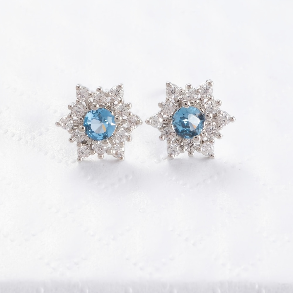 TEMU 1 Pair Of Blue Snowflake Earrings, Fresh And Light Luxury, Winter Outfit, Banquet Accessory, Matching, Fashionable Styling Accent, Holiday Gift