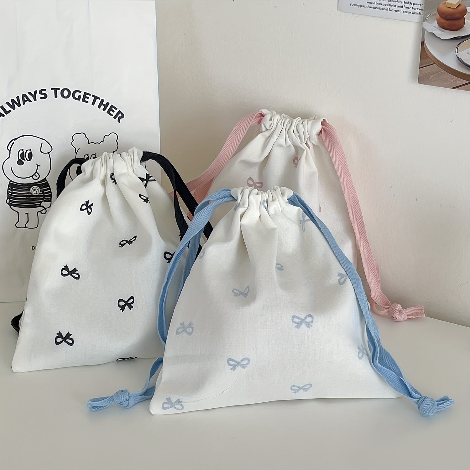 

Ensemble de 2 Mini Trousse de Maquillage à Nœud avec Cordon, Mignon et Portable pour le Transport de Objets