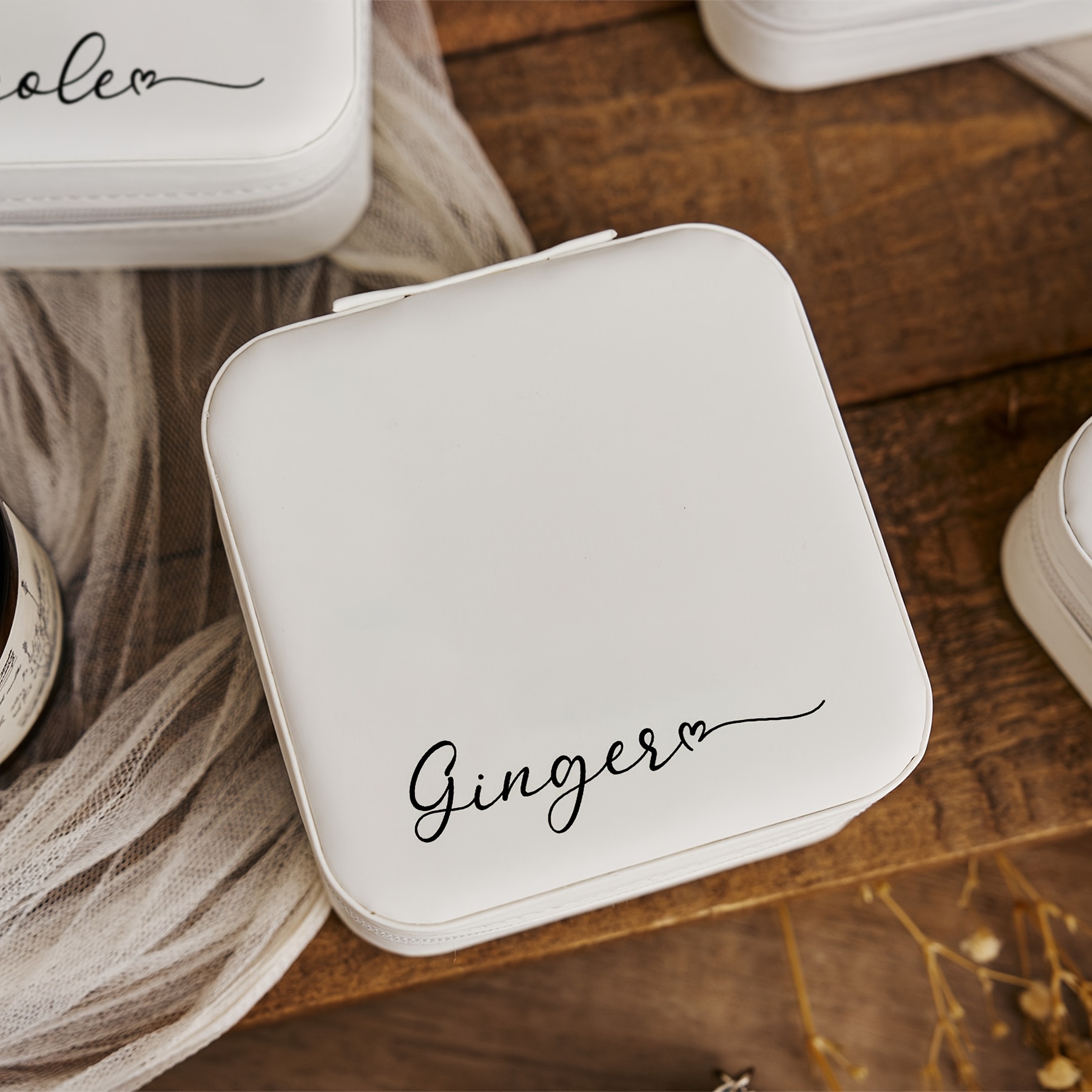 TEMU Personalized Bridesmaid Jewelry Box - Custom Name Travel Case With Zipper Closure, Fabric Lined Interior, Elegant For Rings, Earrings &