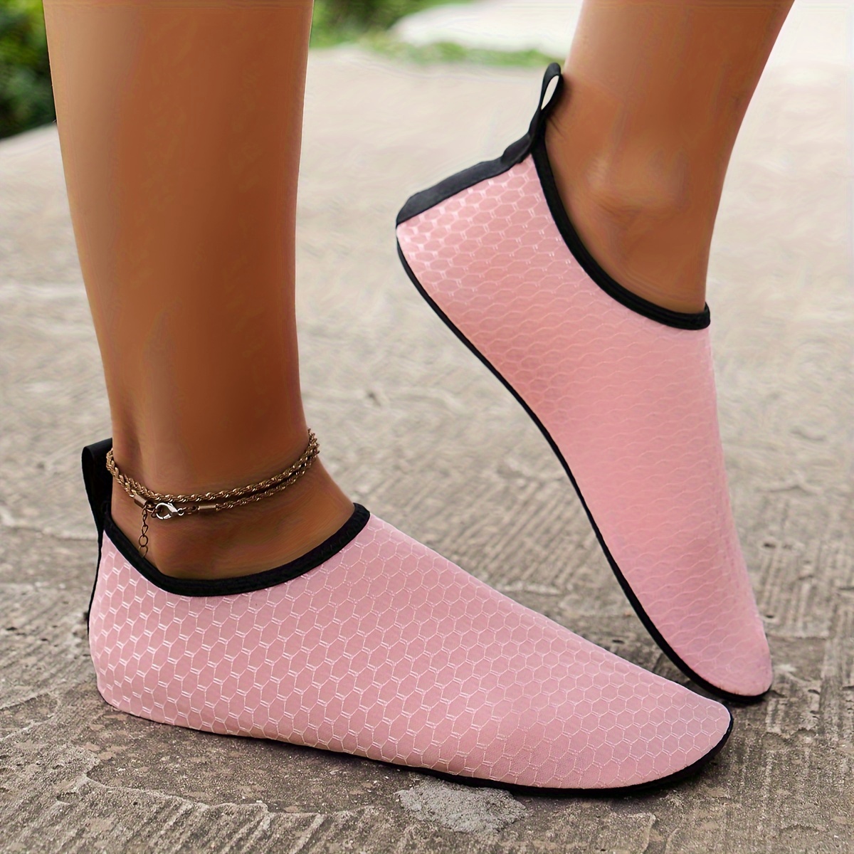 

Women's Water Shoes, Quick-dry Aqua Socks For Beach Swim Surf Yoga Exercise, Breathable Mesh Slip-on, Anti-slip Flexible Sole, Unisex Outdoor Footwear