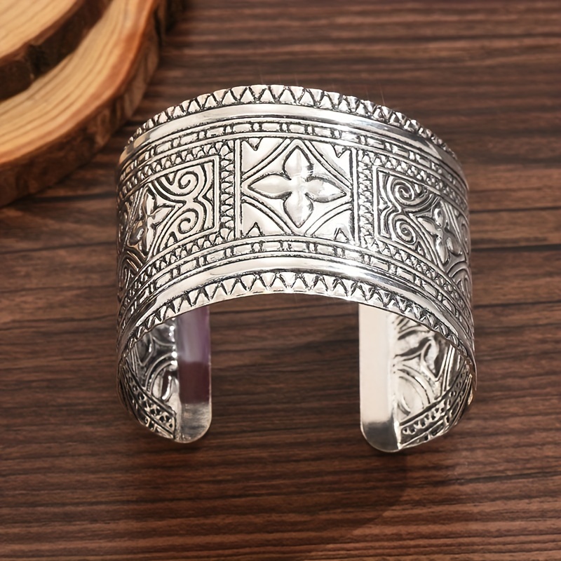 Vintage Exaggerated Open Mouth Printed Cross Bracelet for Ladies