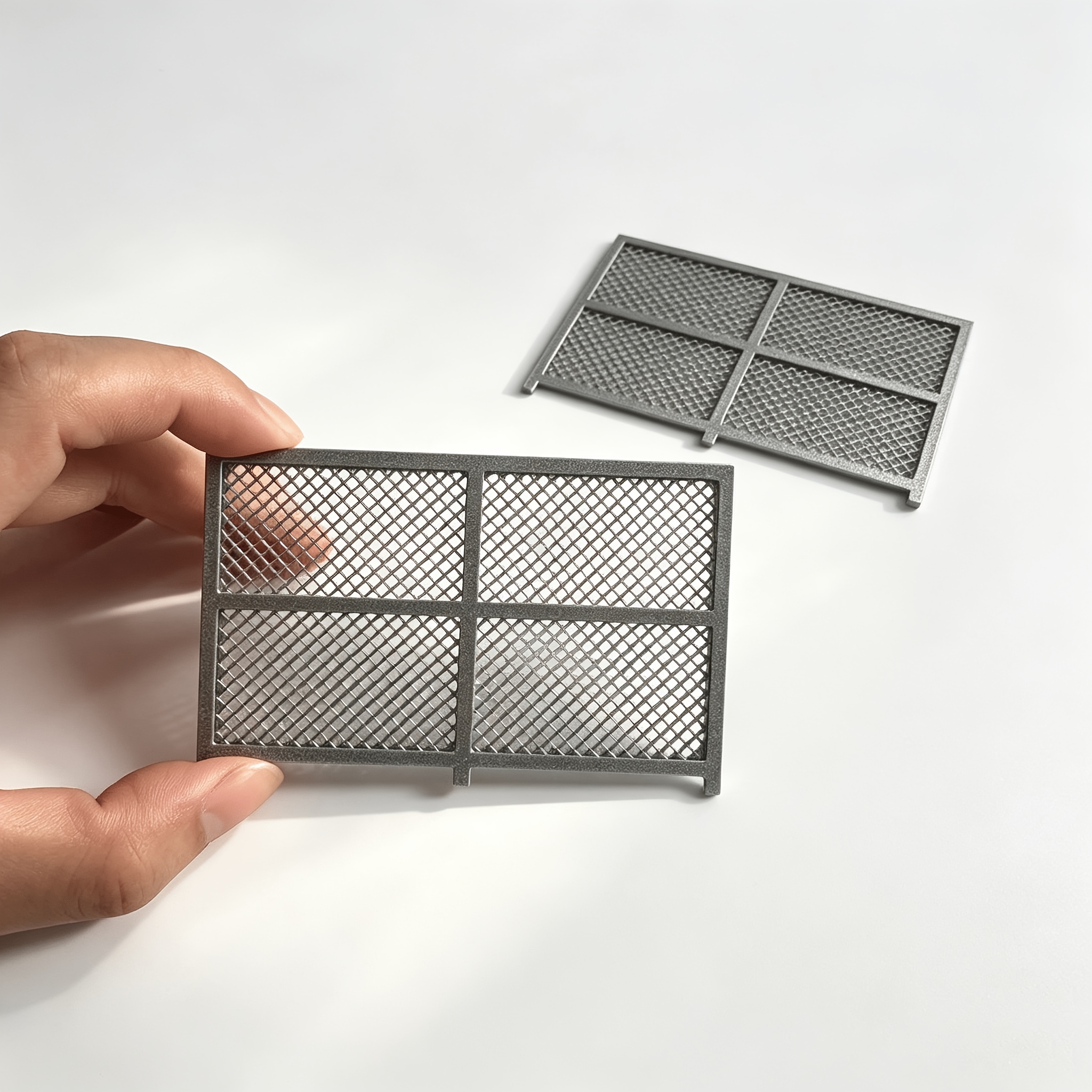 TEMU 2pcs, Ho Scale 1:87 Train Model Fence, Gray Mesh Protective Railing, Sand Table Railway Scene Scenery Accessory, Suitable For Train Landscape