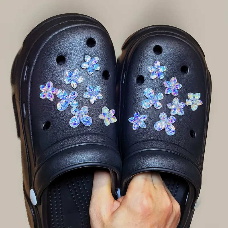 tira de 14 piezas de charms de zapatos de flor para zapatillas, zapatos de jardín, sandalias y zapatillas - plástico resistente, resina, fáciles de usar - accesorios de regalo de decorativos para fiestas detalles 13