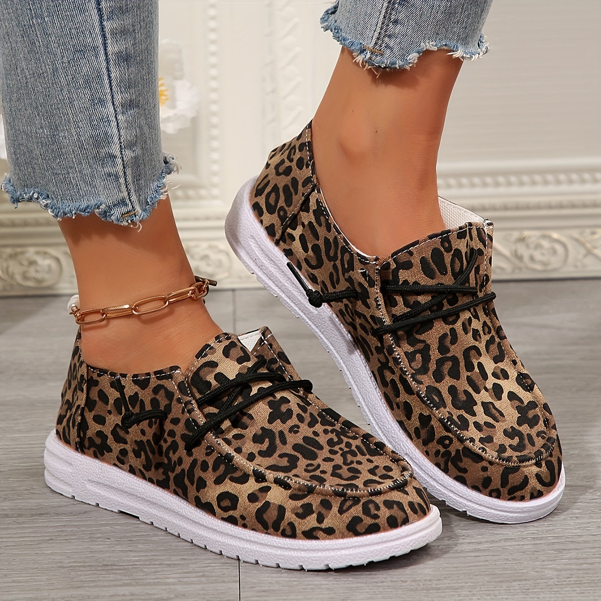 

2024 Women's Loafers Leopard Print Fabric Fabric Flats Slip On Soft Sole Shoes