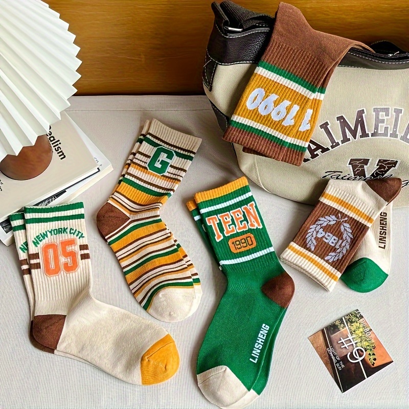 

5pair Couple Style Retro College Style Coffee Color Letter Sports Socks Autumn Trendy Striped Long Socks