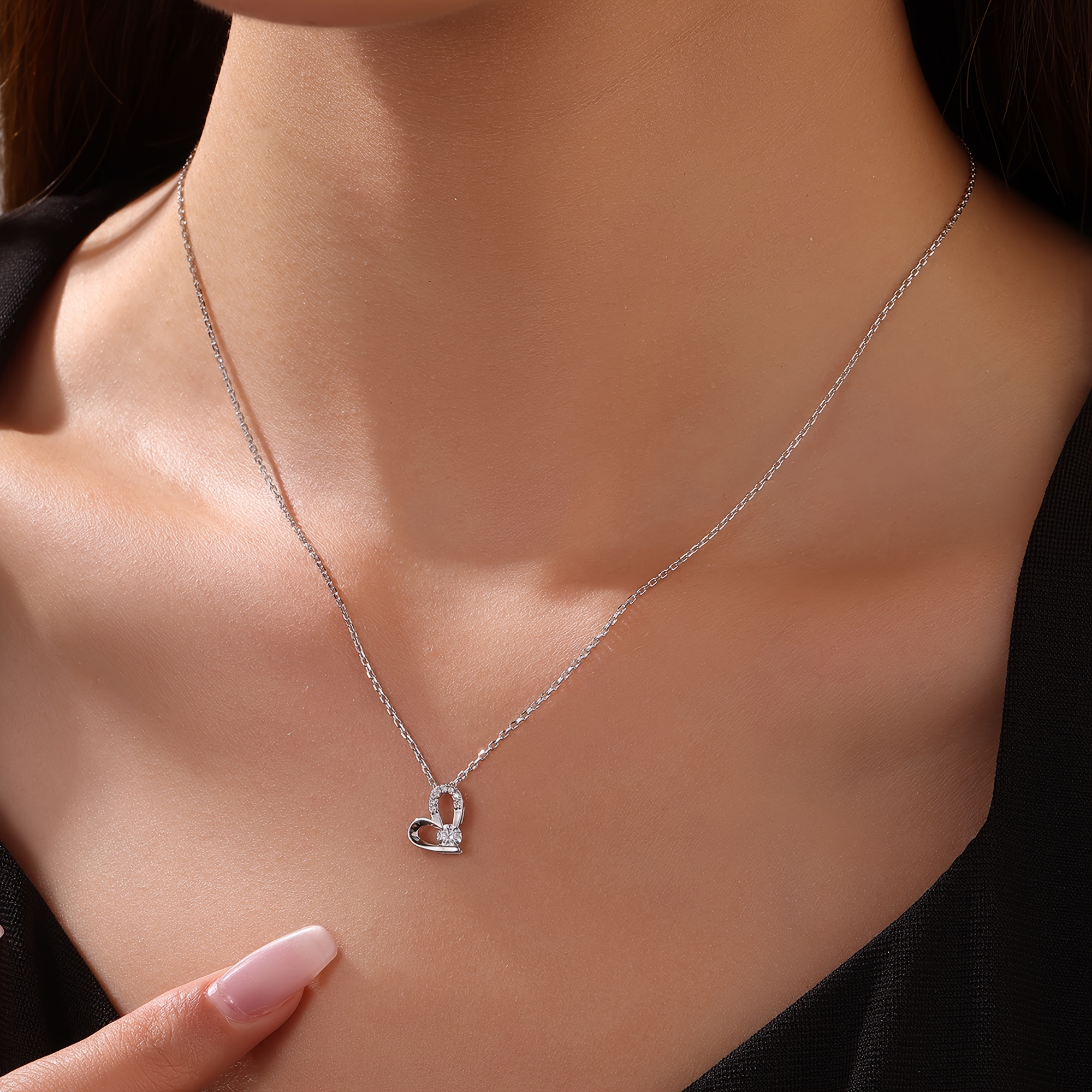 Sweet Heart-Shaped Pendant Necklace with Faux Diamonds