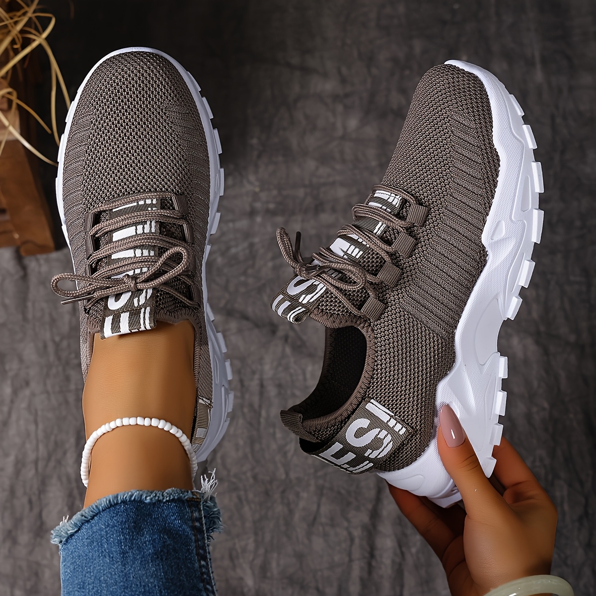 E-shop Blau-Weiße Low-Top Sneaker mit Dicker Plattformsohle, Stoßdämpfende Polsterung & Höhe – Atmungsaktives Obermaterial, Rutschfeste Außensohle für