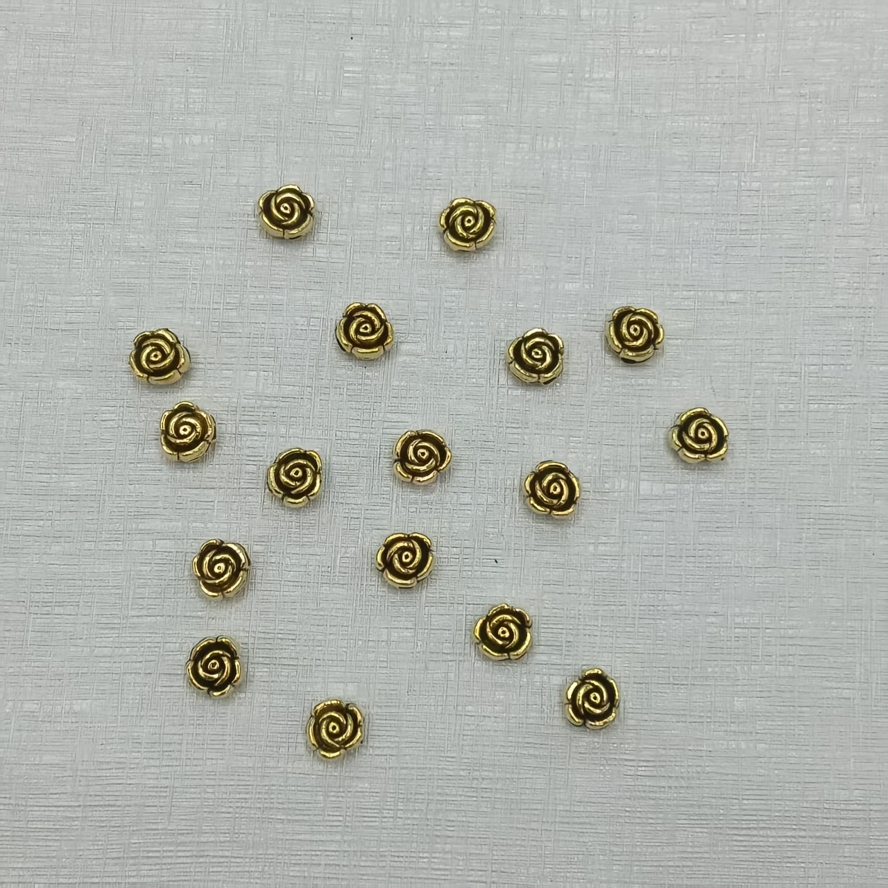 12pcs Classic Retro Double-Sided Rose Flower Shaped Decorative Beads