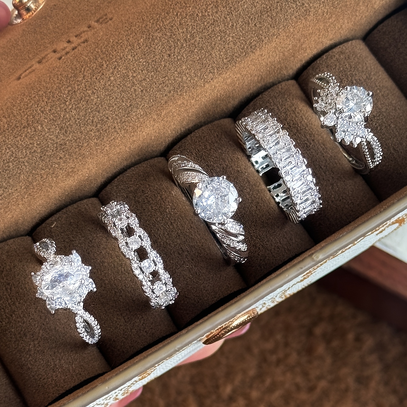 TEMU Set di anelli aperti da donna in di rame classica e delicata, con corona , , elegante e , come regalo per feste di matrimonio, i , con 5 luci,