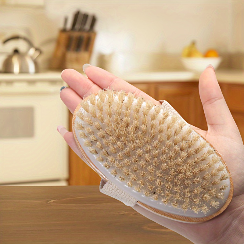 

Grooming Brush - Soft , Abs Body For Equestrian Care & Pet Beauty