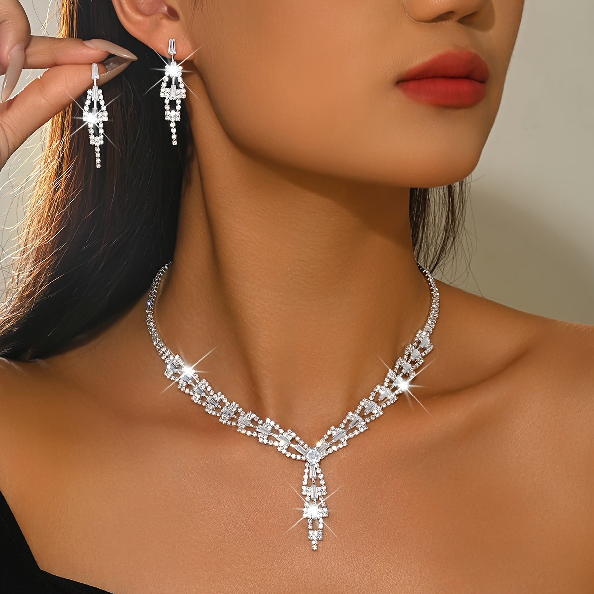 Chic Tailored Embellished Jewelry Set for Wedding Receptions