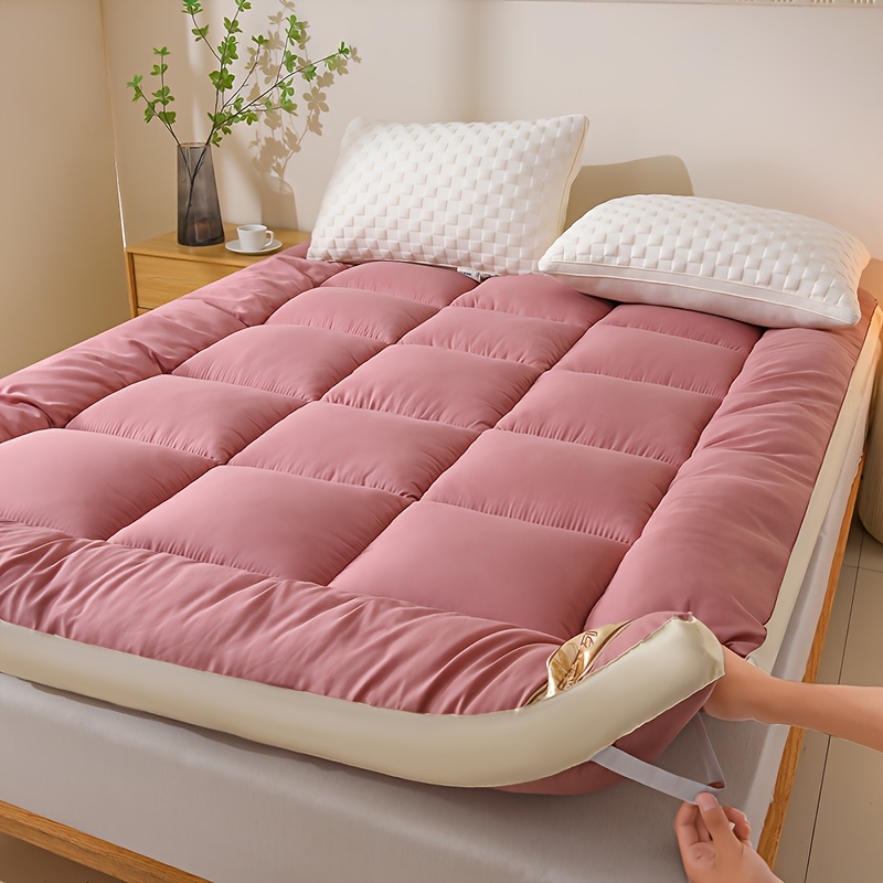 1pc Luxury Mattress Topper, Instant Warmth for Winter Cold Protection, Ultra-Soft, Comfortable, and Thickened Thermal Pad with Four-Corner Straps, Three-Dimensional Quilted Mattress Protector. Skin-Friendly, Breathable, and Fluffy, the Top Choice