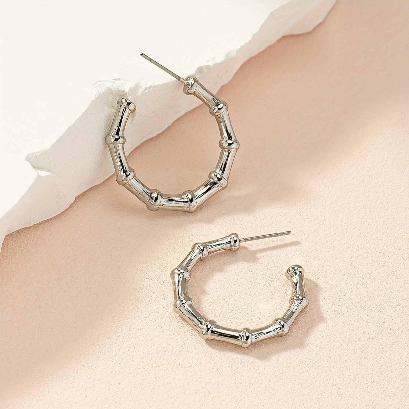2pcs Bamboo Section Shaped Zinc Alloy Stud Earrings