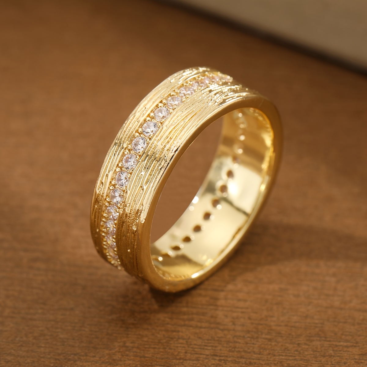 Retro Elegant Ring Inlaid With Synthetic Zirconia Brushed Ring Body Copper Women's Ring Banquet Party Festival Dating Versatile Women's Additions