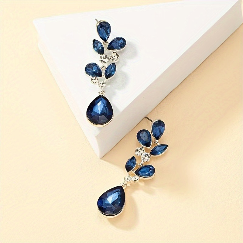 Vintage Leaf Rhinestone Stud Earrings Silver Plated Alloy Iron Post Synthetic G