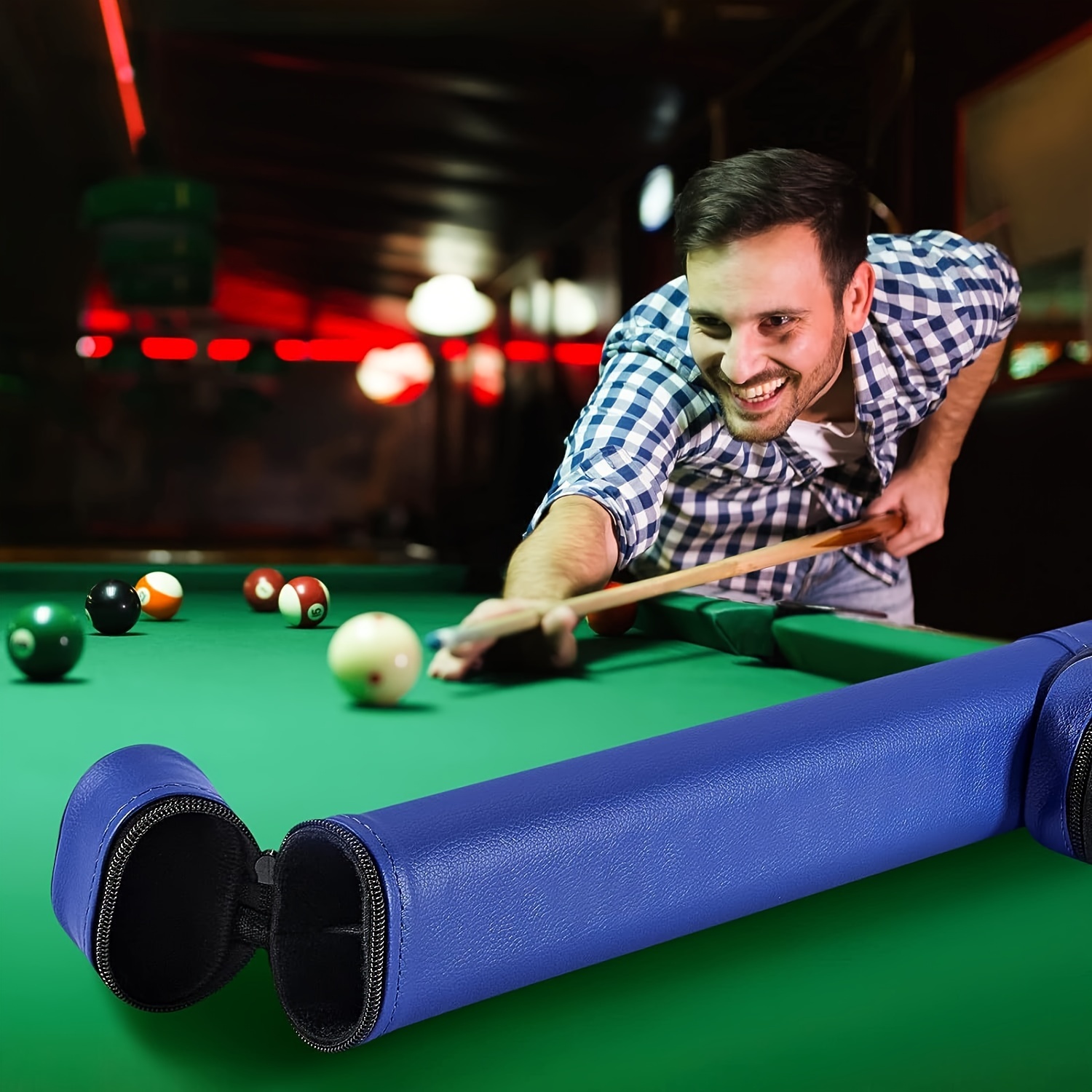 

1/2 Leather Fashionable Wear-resistant Pool Cue Holder, Billiard Cue Barrel With High Hardness