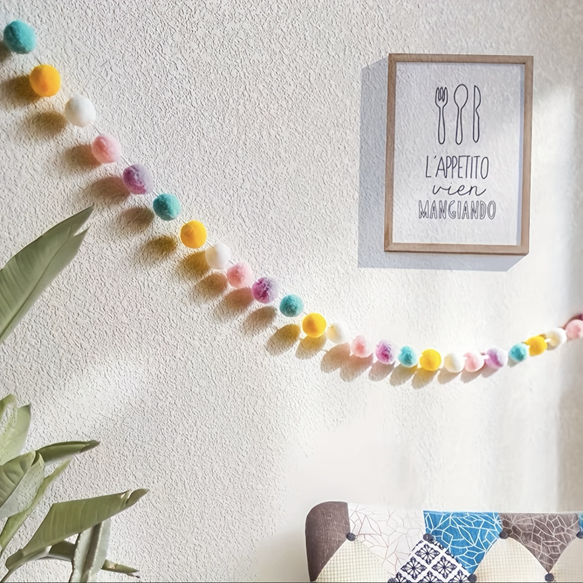 

2 Sets Fabric Pom Pom Garland - Indoor Decoration For Birthday, Wedding, Anniversary; Ideal For Christmas, Valentine's Day - No Electricity Required