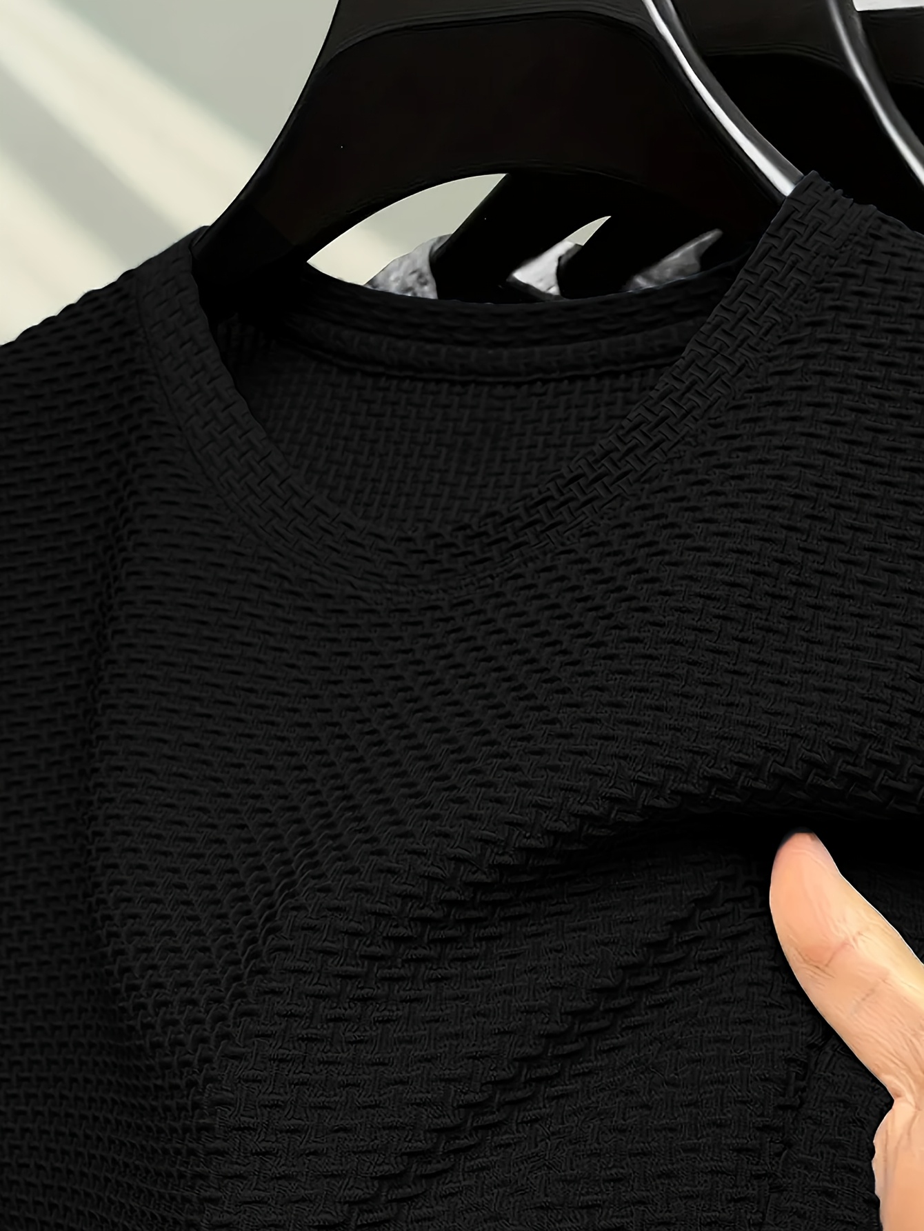 1pc Men's Ice Silky Fiber Crew Neck T-Shirt - Breathable Moisture-Wicking Workout Tee, Loose Fit Short Sleeve for Gym & Casual Wear, Lightweight Non-See-Through Fabric