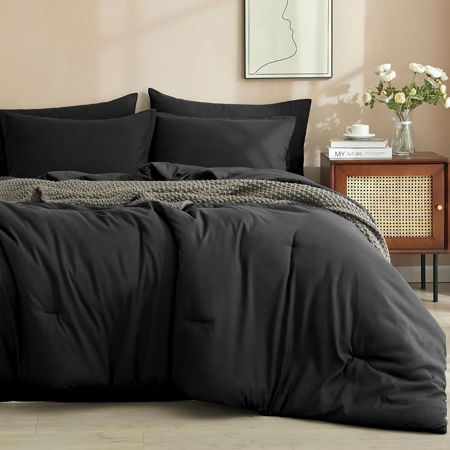 

Comforter Set, Black Comforter For Queen Size Bed, Soft Warm Bedding Set 3 Pieces For All , 1 Comforter And 2 Pillow Shams